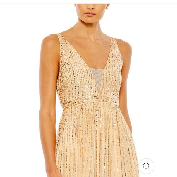 Mac Duggal Gold Maxi Dress - Picture 4 of 12